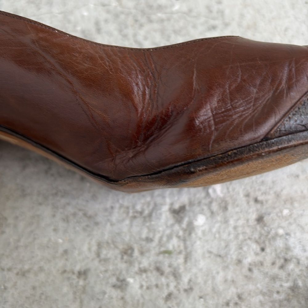 Vintage Chanel toe cap pumps - Picture 8 of 11